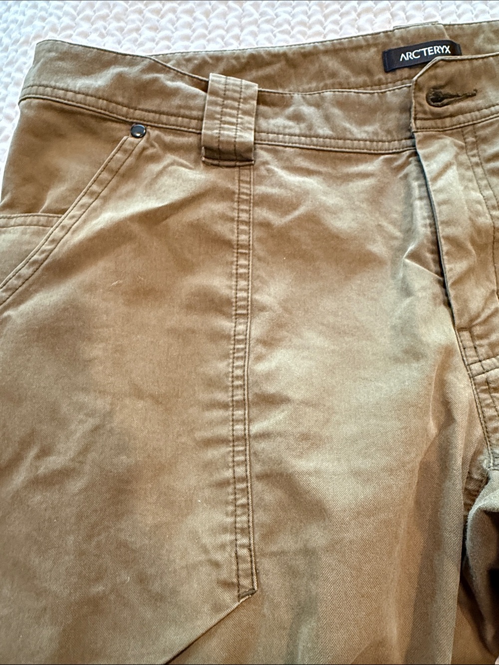 Arc'teryx Men's Olive Green Cargo Pants - Picture 2 of 12